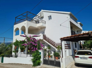 Apartments Lilac- 100m from beach
