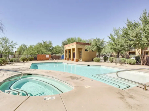 Tucson Condo Rental w/ Balcony + Mountain View!