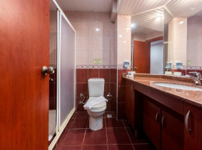 Senatus Hotel - Special Class