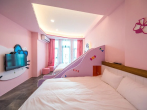 Milk Homestay