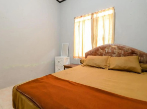 Arindra Homestay