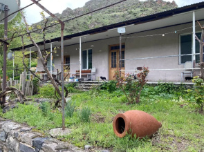 Tirebi Farmhouse