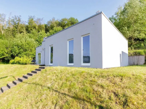 Nature Park Hillside Bungalow