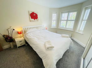 Flat 3 Seabreeze