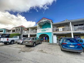 The Beach Central 50m From Orient Bay Beach