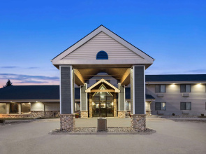 AmericInn by Wyndham Stuart