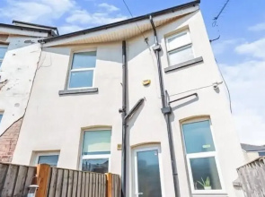 Blackpool Abode - Aurora