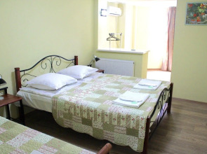 Гостиница Red Fox Guesthouse