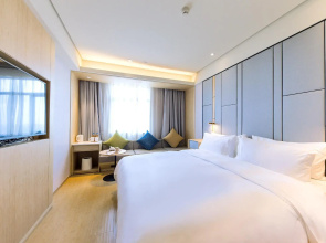 Ji Hotel Shanghai New International Expo Center