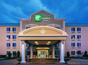 Holiday Inn Express Hotel & Suites Dallas Lewisville by IHG