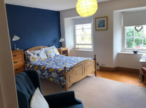 3 Bedroom 2 Bathrooms Apartment in Central Penzance