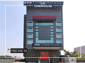 OYO Townhouse 199 Singapore Mall