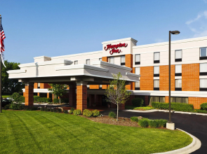 Hampton Inn McHenry