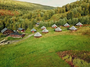 Arctic Cabins
