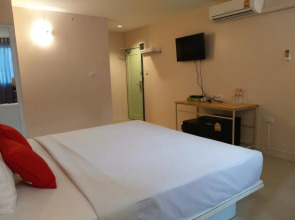 Bird Room Hotel - Pratunam