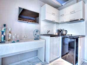 Alpha Luxury Suites