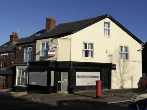 55A Derbyshire Lane