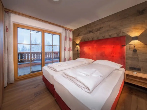 Chalet With Shared Swimming Pool