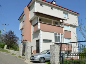 Ali Yigit Villa
