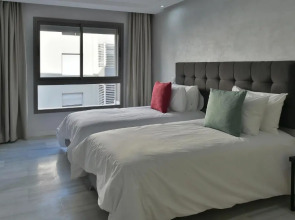 Suites Hotel Le Yacht