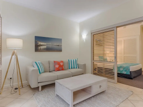 Macrossan House Boutique Holiday Apartments