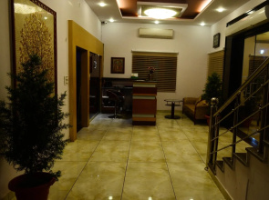 Hotel Jsr Inn