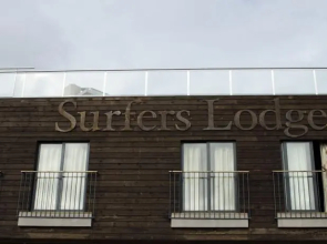 Surfers Lodge Peniche