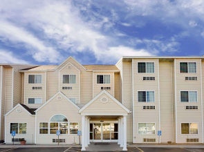 Microtel Inn & Suites by Wyndham Prairie du Chien