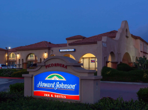 Howard Johnson Hotel & Suites by Wyndham Pico Rivera