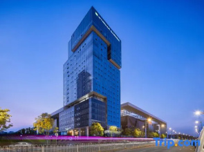Wyndham Garden Wuhan Optics Valley Hotel