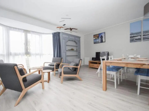 T3 refait à neuf place Duclos coeur de Dinan