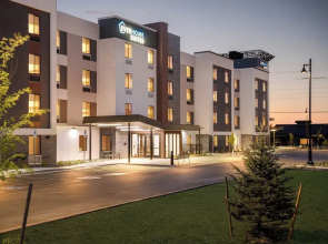 Everhome Suites Somerset - South Brunswick