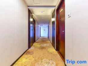 Xianglong Business Hotel