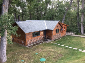 Shamrock Cabin