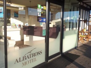 Albatross Motel