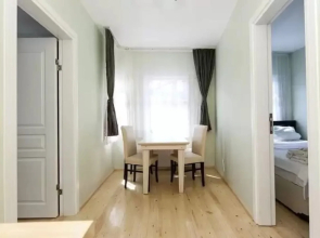 Mete Apartments