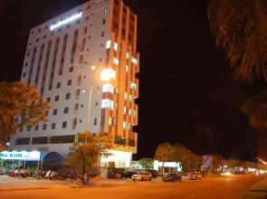 Seafront Hotel Da Nang