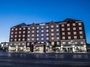 Comfort Suites