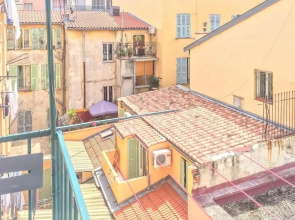 Nicolago a mix of vintage and modern