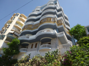 Monte Cristo Hotel with Rooftop Pool