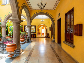 Hotel Casa Dulce María
