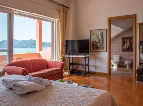 Villa Arethousa