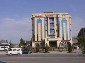 Panjakent Plaza