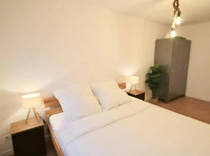 Fantastische Moderne und Zentrale Wohnung mit Balkon