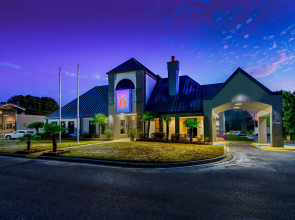 Studio 6 Extended Stay - Birmingham, AL - Medical Center