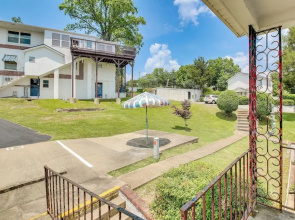 Cozy Hot Springs Vacation Rental on Lake Hamilton!