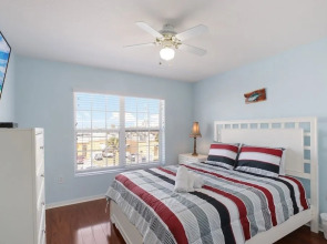 Dolphin Resort 3 Bedroom Home by RedAwning