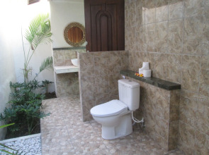 The Tanis Beach Resort Nusa Lembongan