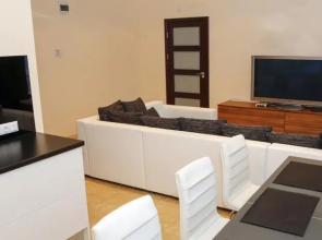 VIN service Atbrivosanas alley 105