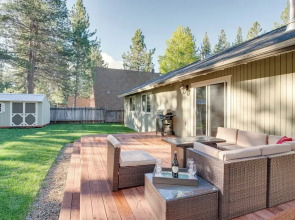 Ski & Board in South Lake Tahoe! Updated Home